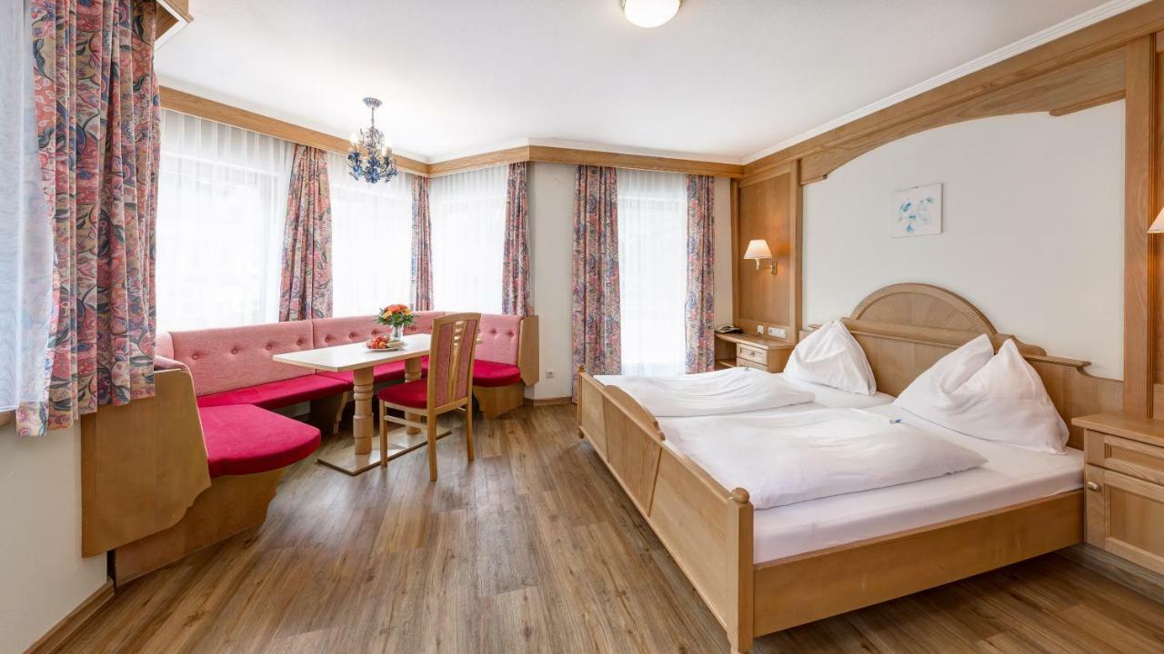 Strass- Aparthotel Mayrhofen Zewnętrze zdjęcie